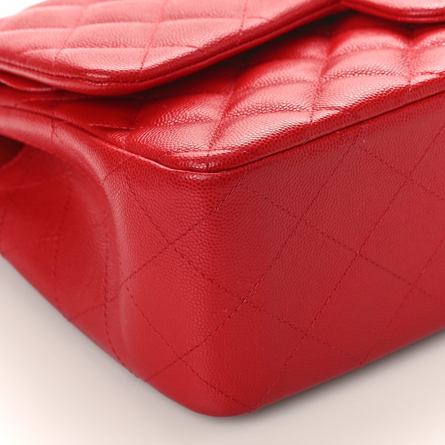 Caviar Quilted Jumbo Double Flap Red