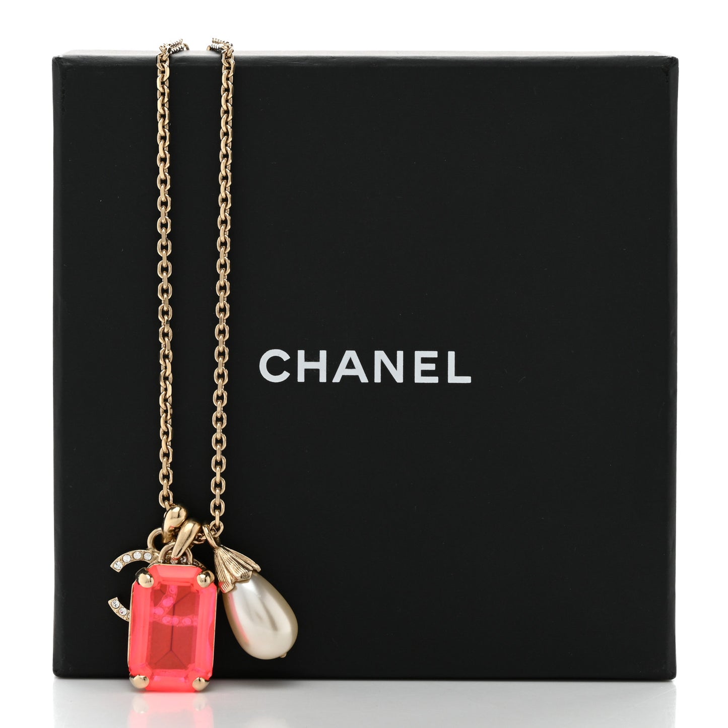 Metal Crystal Pearl CC Necklace Gold Pink