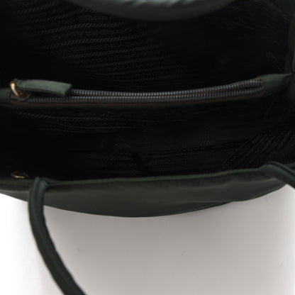 Prada Tessuto Nylon City Tote Bottiglia 5 of 10