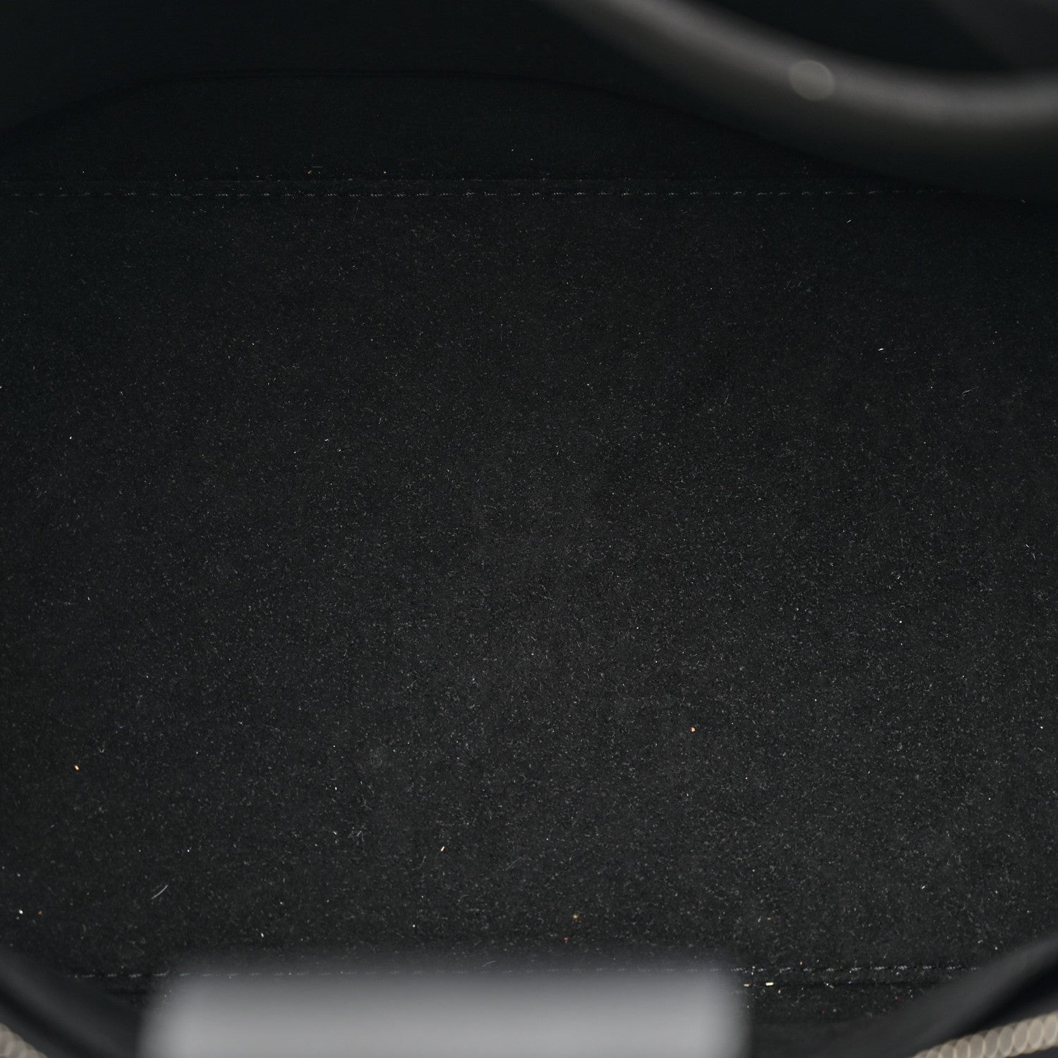 Louis Vuitton Calfskin Lockme Day Black 5 of 10