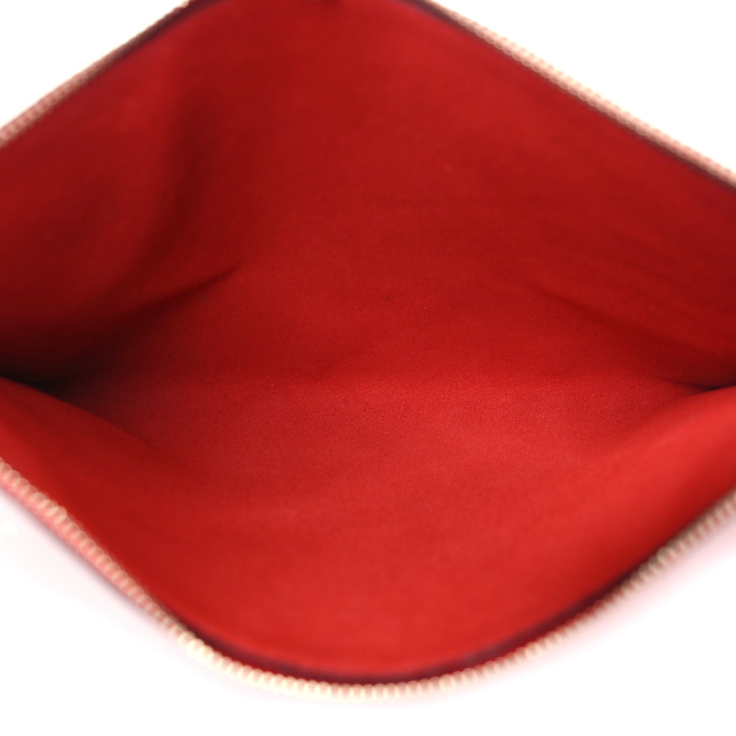 Pebbled Calfskin Large Rockstud Flat Zip Pouch Rouge Pur