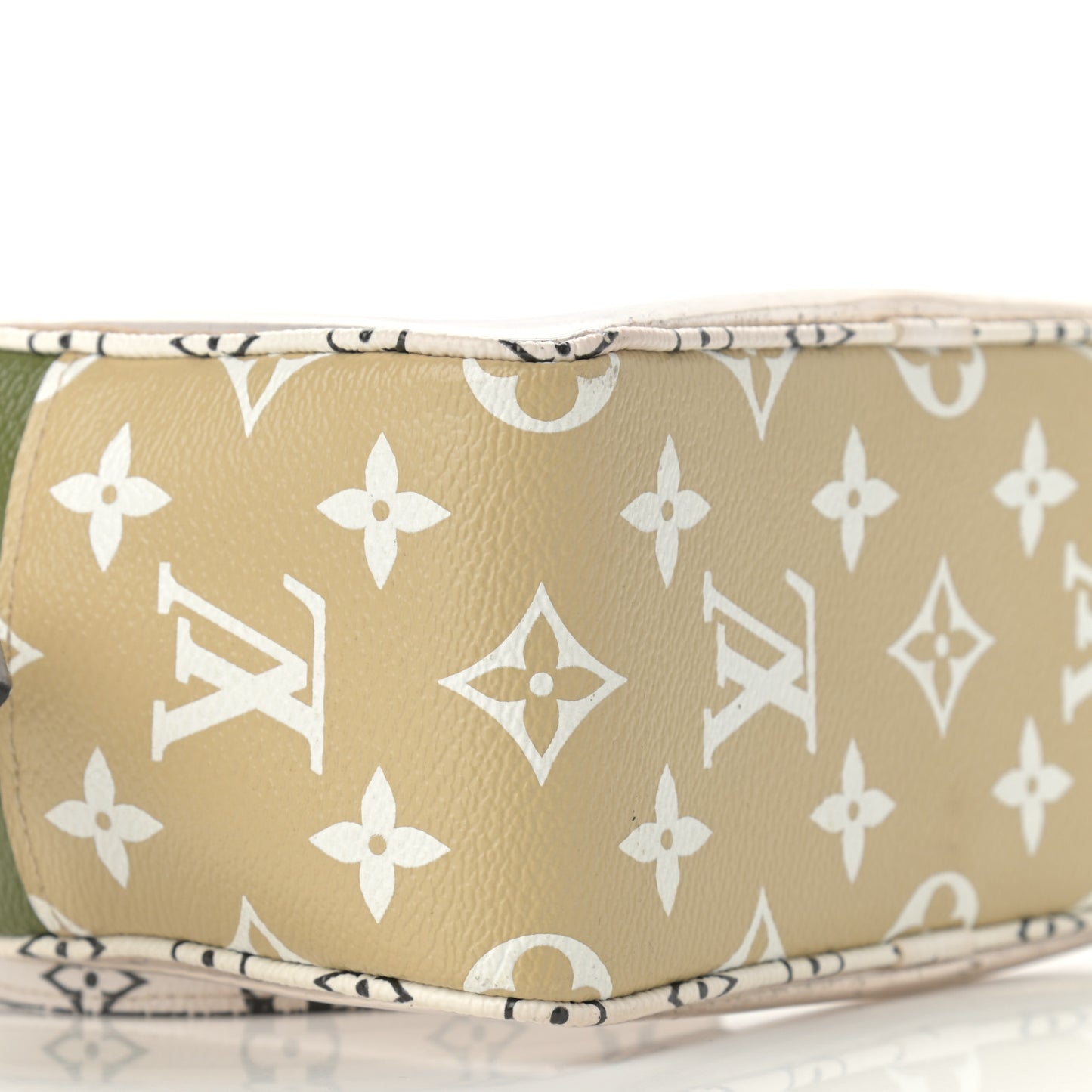 Monogram Giant Beach Pouch Kaki