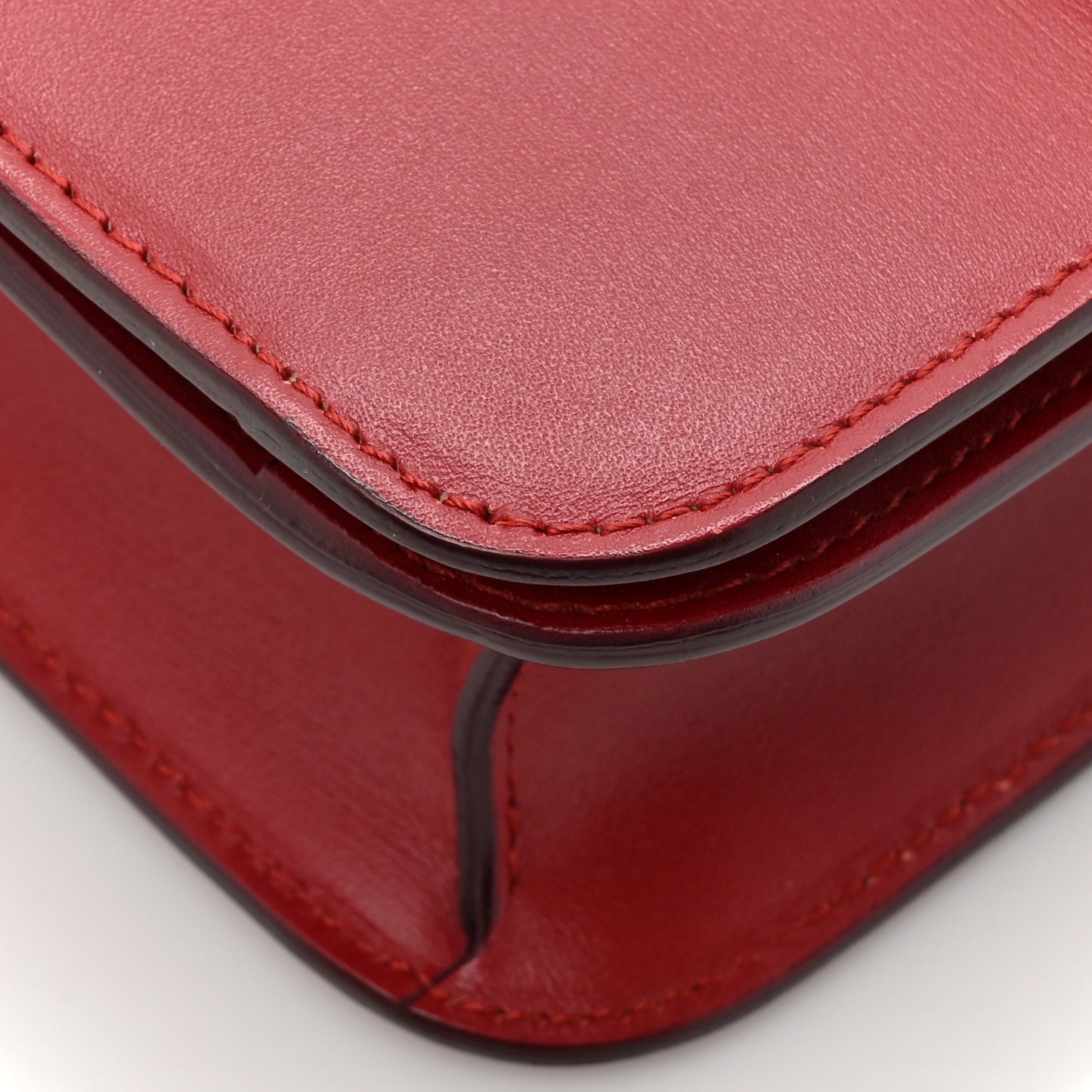 Box Calfskin Teen Classic Box Flap Bag Red