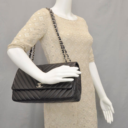 Chanel Lambskin Large Chevron Flap Black 2 of 12