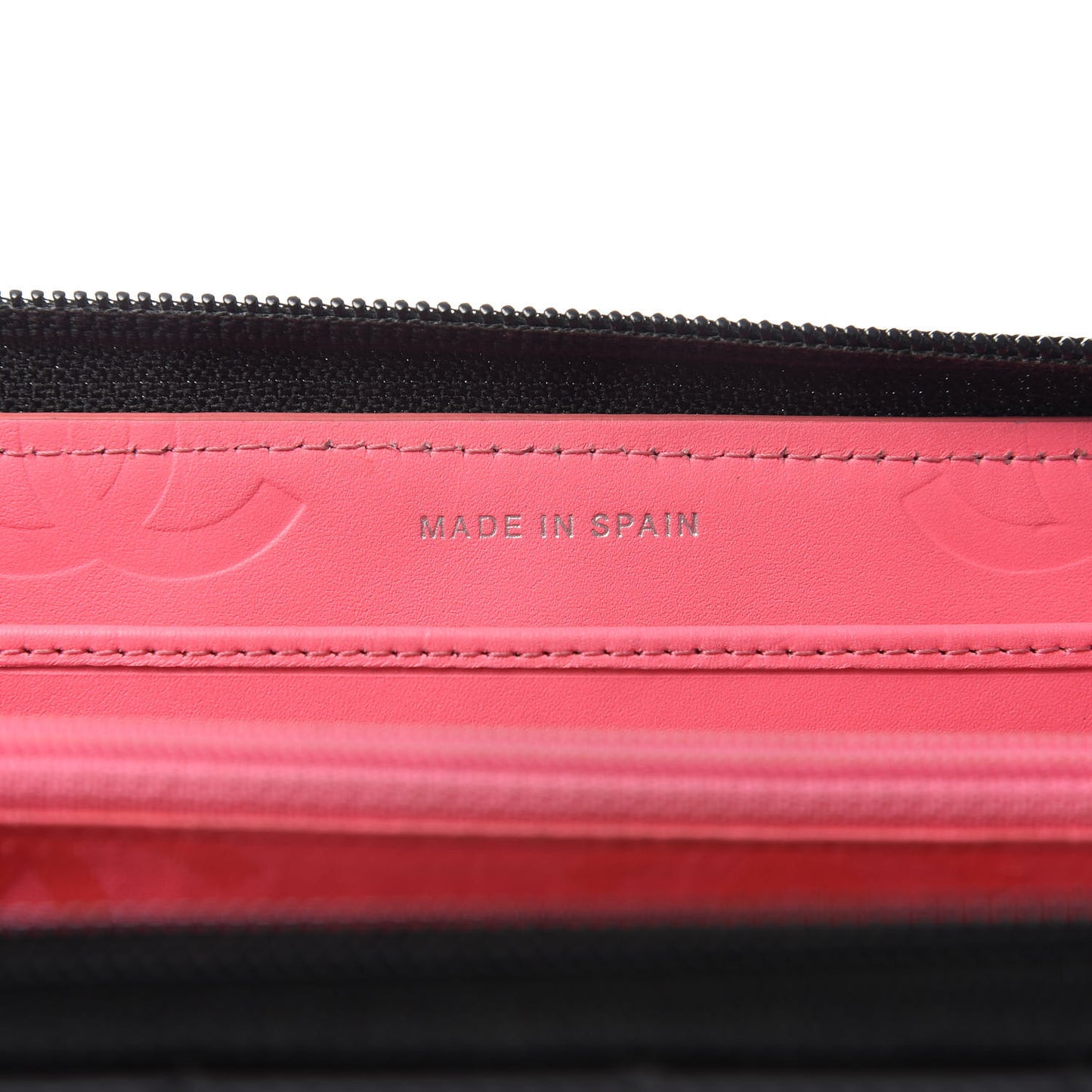Calfskin Quilted Cambon Large Gusset Zip Around Wallet Black