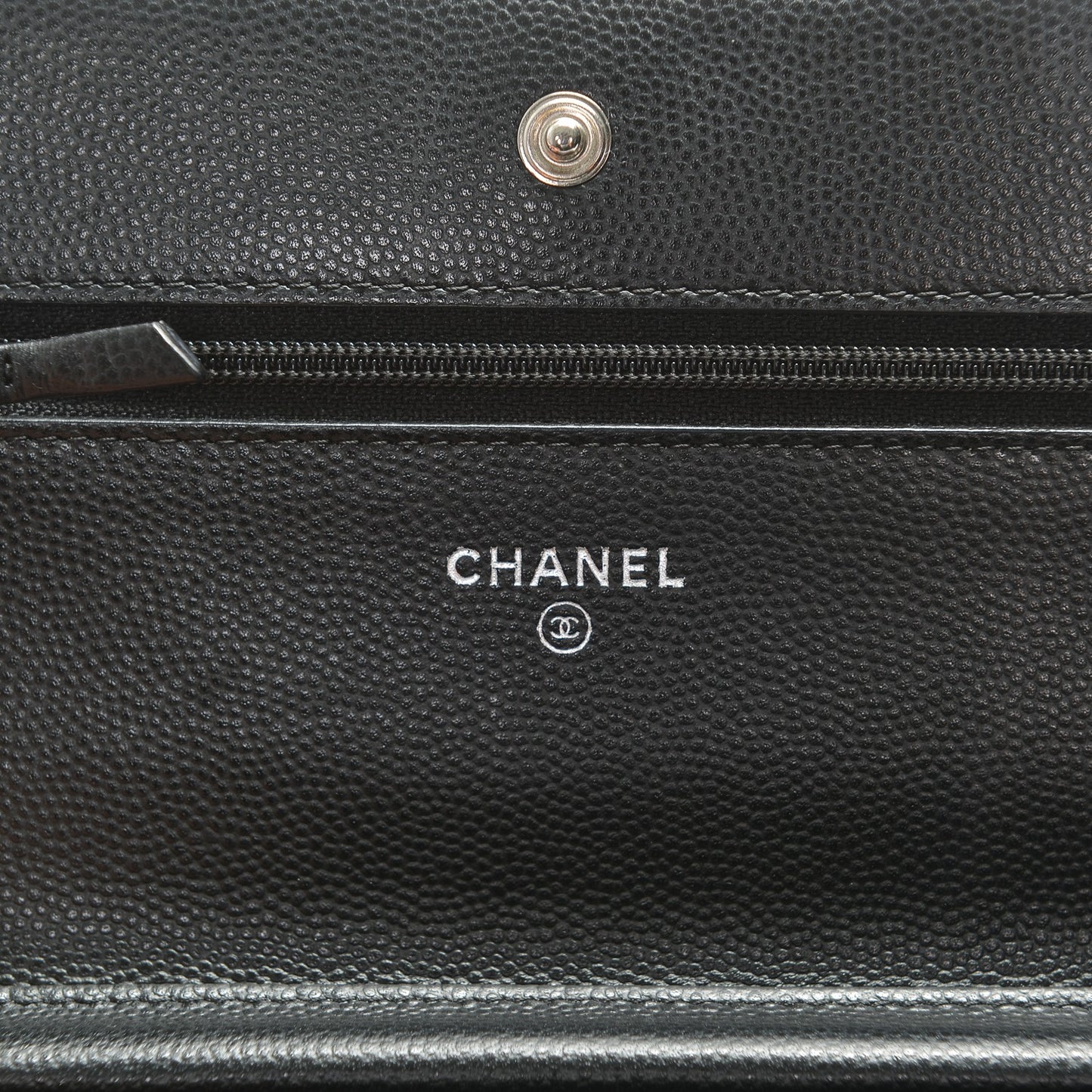 Caviar Chevron Quilted Wallet On Chain WOC Black