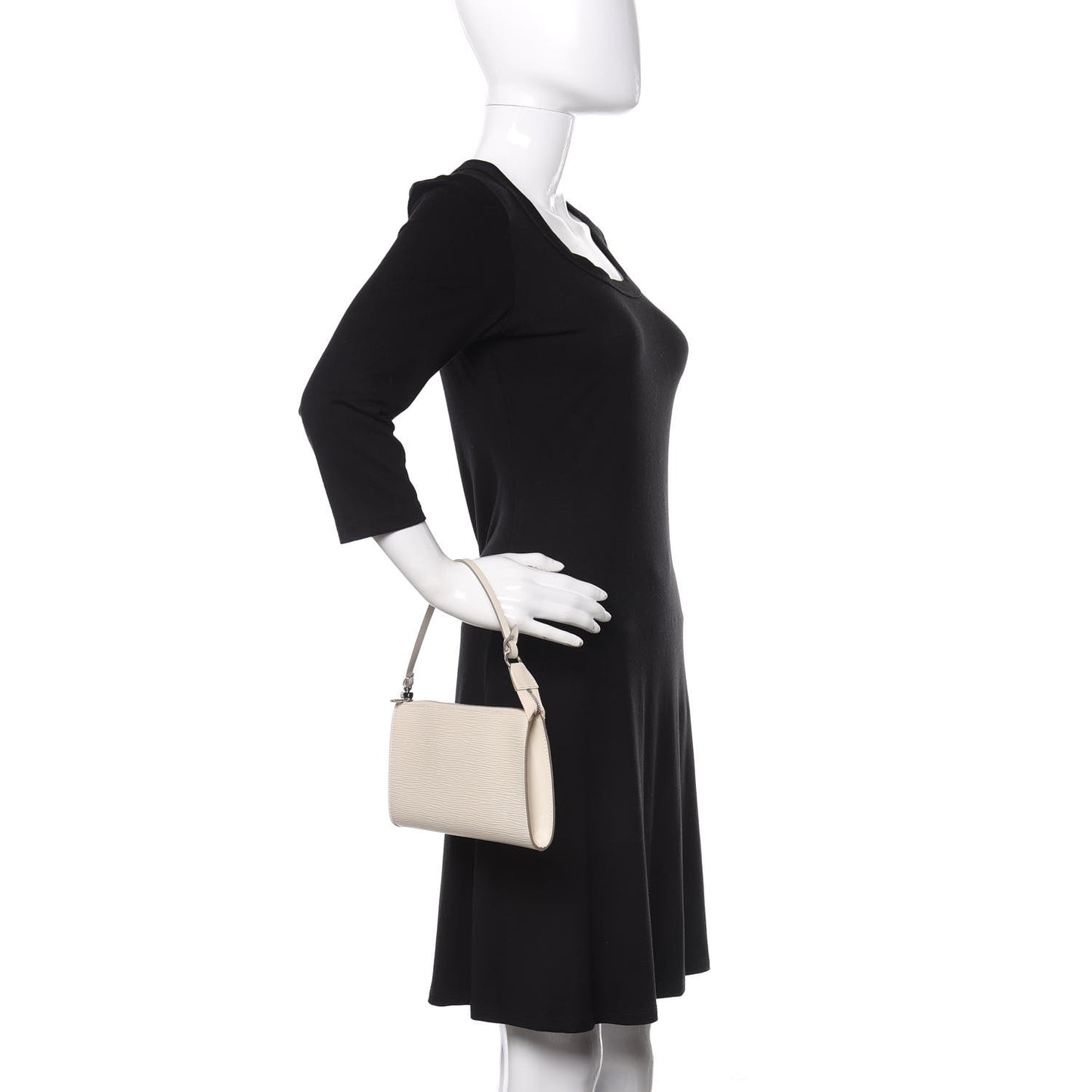 Epi Pochette Accessories 24 Ivory