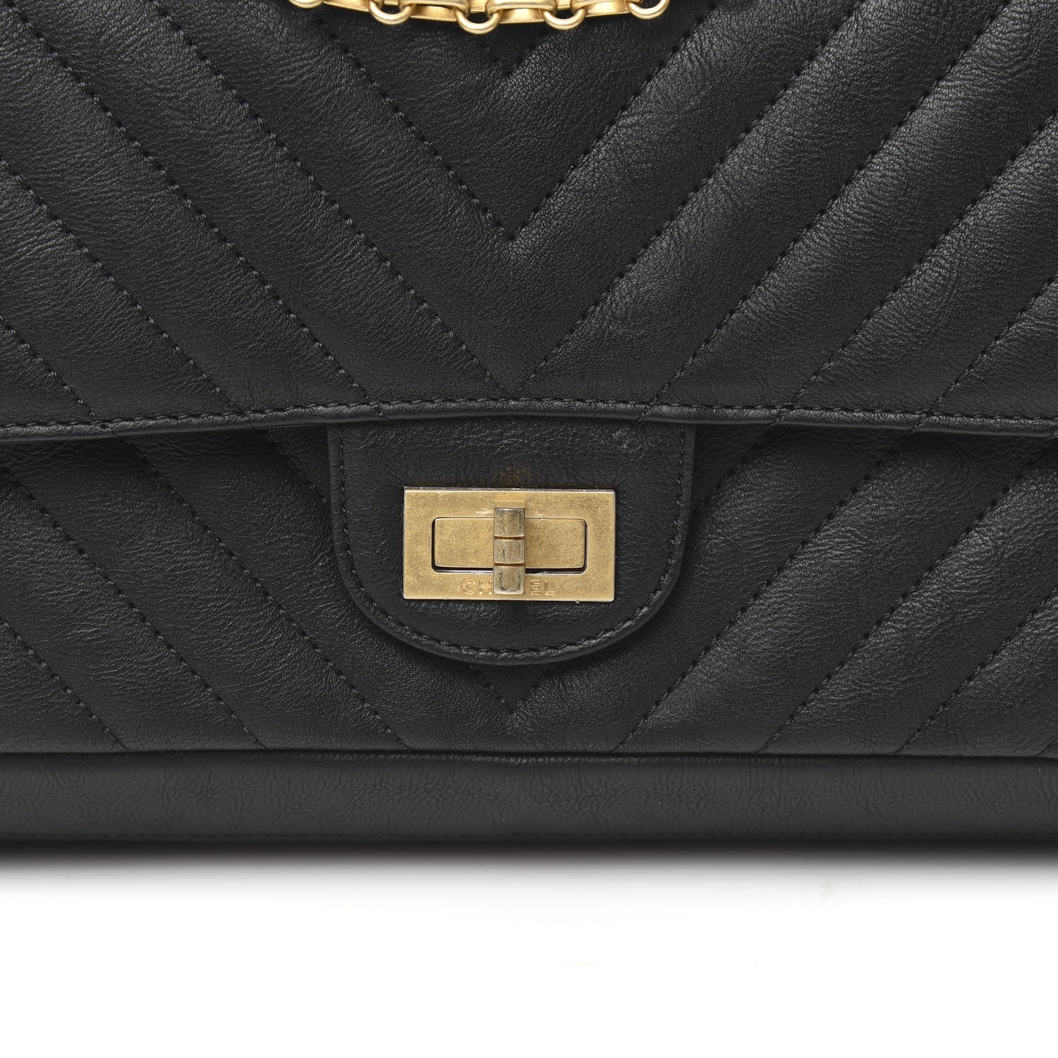 Chanel Sheepskin Chevron Quilted 2.55 Reissue 225 Flap Black 10 of 11
