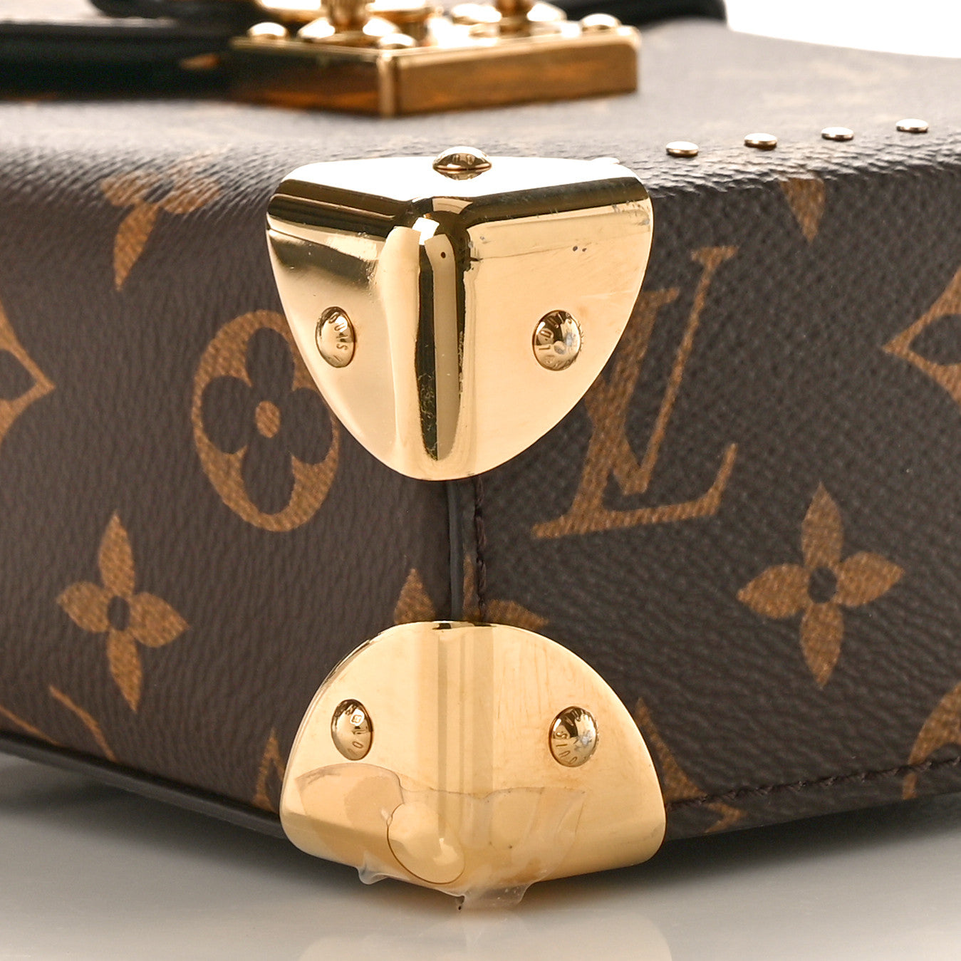Reverse Monogram Camera Box NM