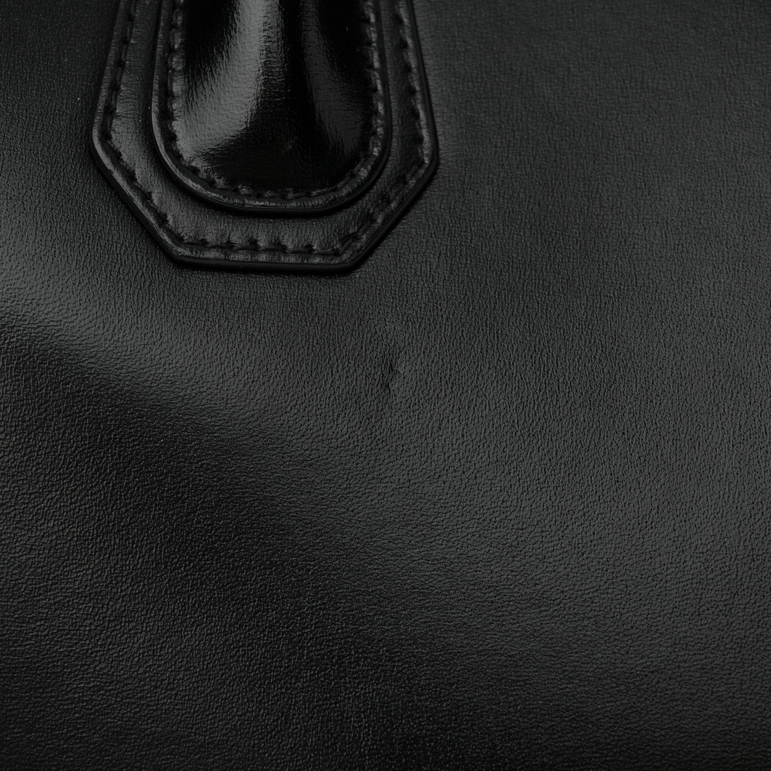Givenchy Shiny Lord Calfskin Small Antigona Black 13 of 15