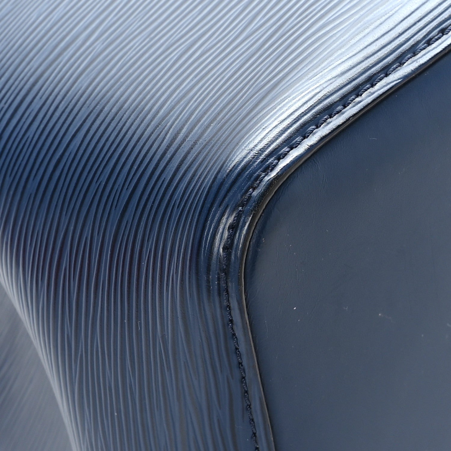 Louis Vuitton Epi Neonoe Indigo Coquelicot 8 of 11