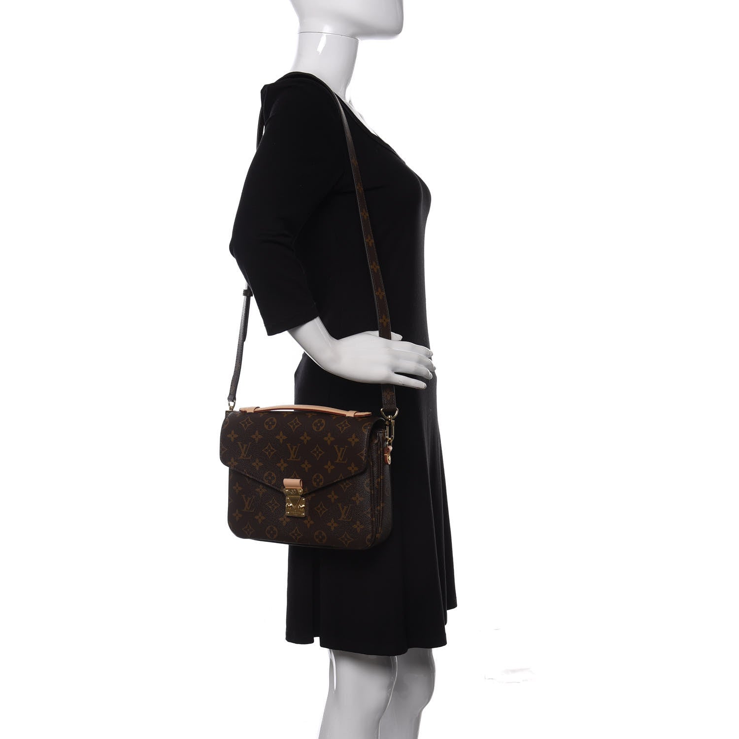 Louis Vuitton Monogram Pochette Metis 2 of 11