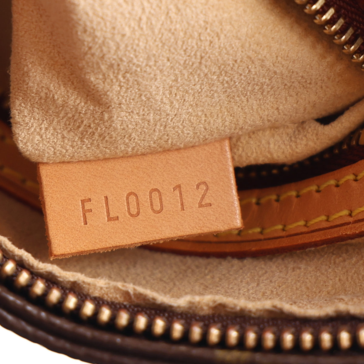 Louis Vuitton Monogram Looping MM 7 of 10