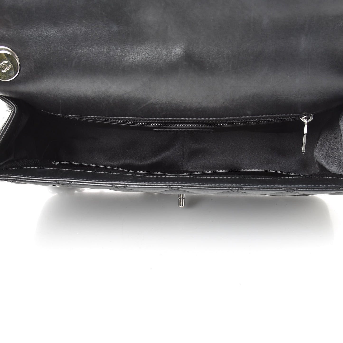 Lambskin Quilted Jumbo Easy Carry Flap Black