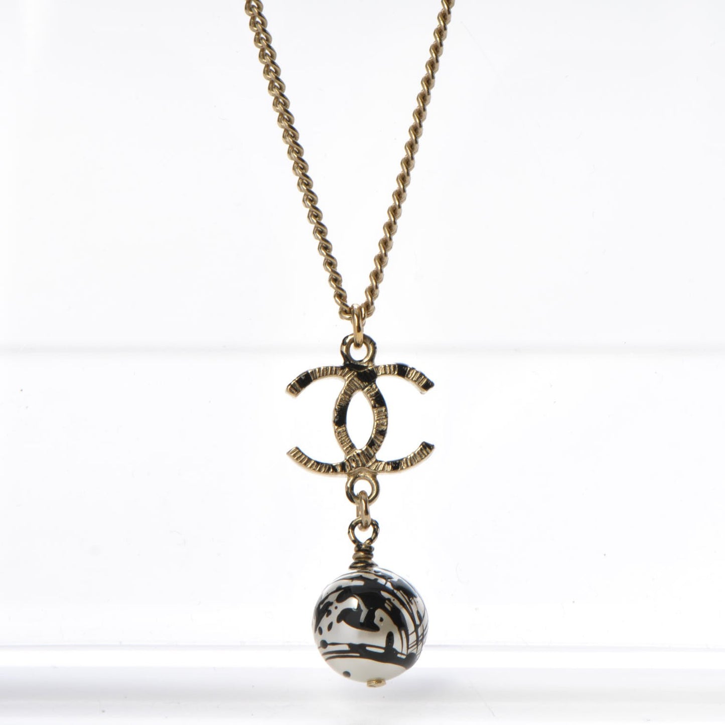 Pearl CC Drop Necklace Gold Black