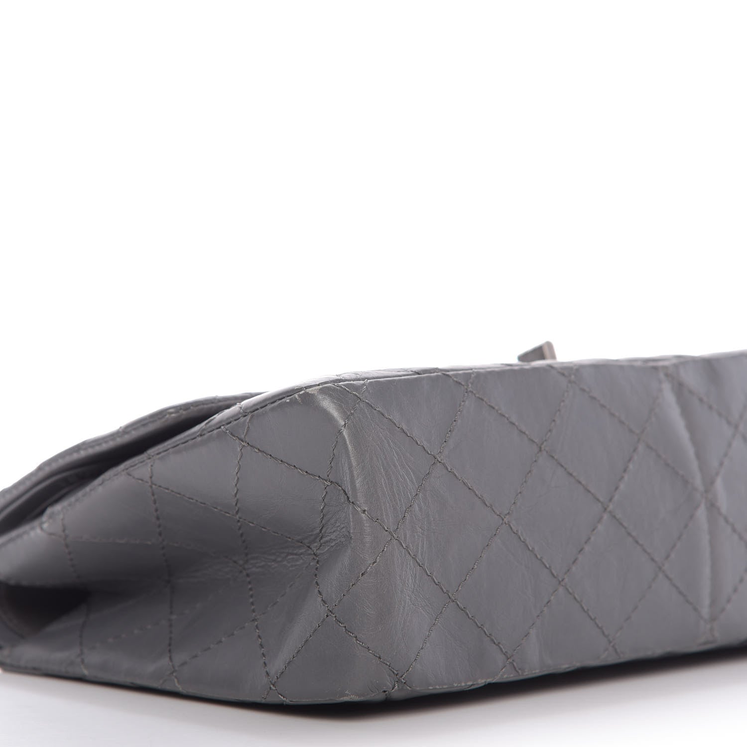 Chanel Aged Calfskin Quilted 2.55 Reissue 226 Flap Grey 6 of 9