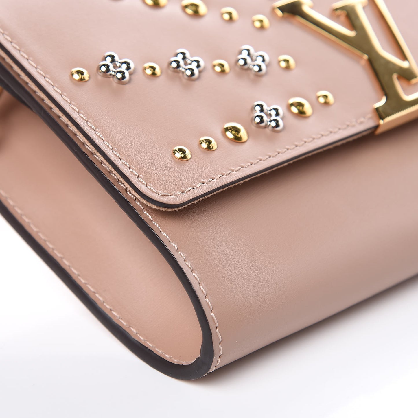 Calfskin Studded Louise Chain GM Nude