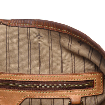Louis Vuitton Monogram Delightful GM 24 of 24