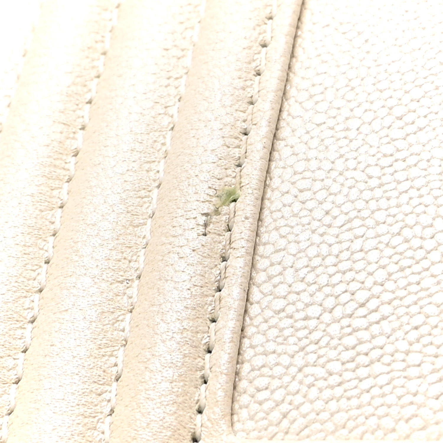 Chanel Iridescent Caviar Mini Boy Flap White 11 of 12