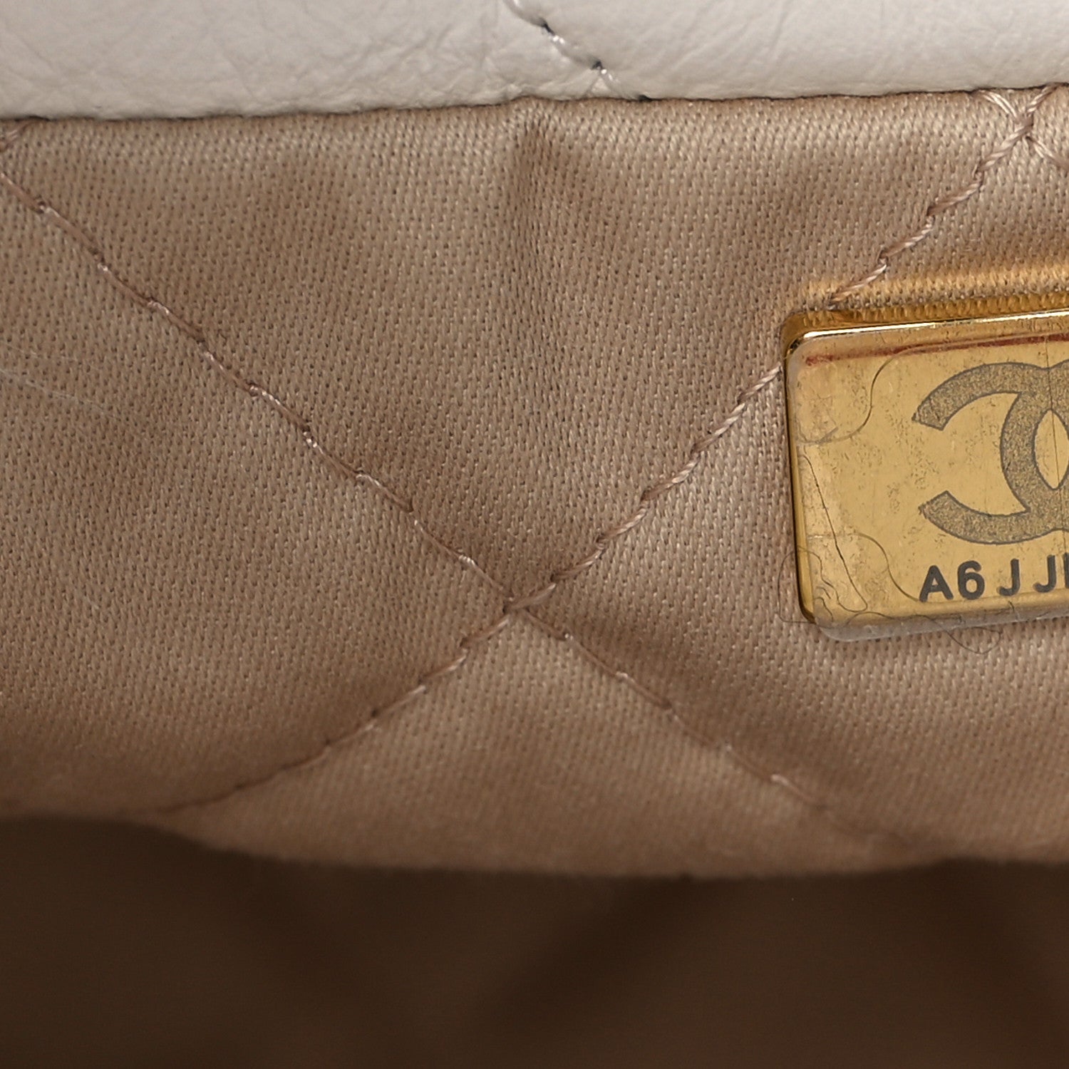 Chanel Shiny Calfskin Quilted Small Chanel 22 White 8 of 13