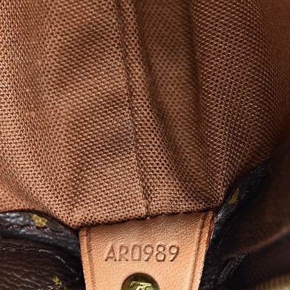 Louis Vuitton Monogram Cabas Mezzo 7 of 22