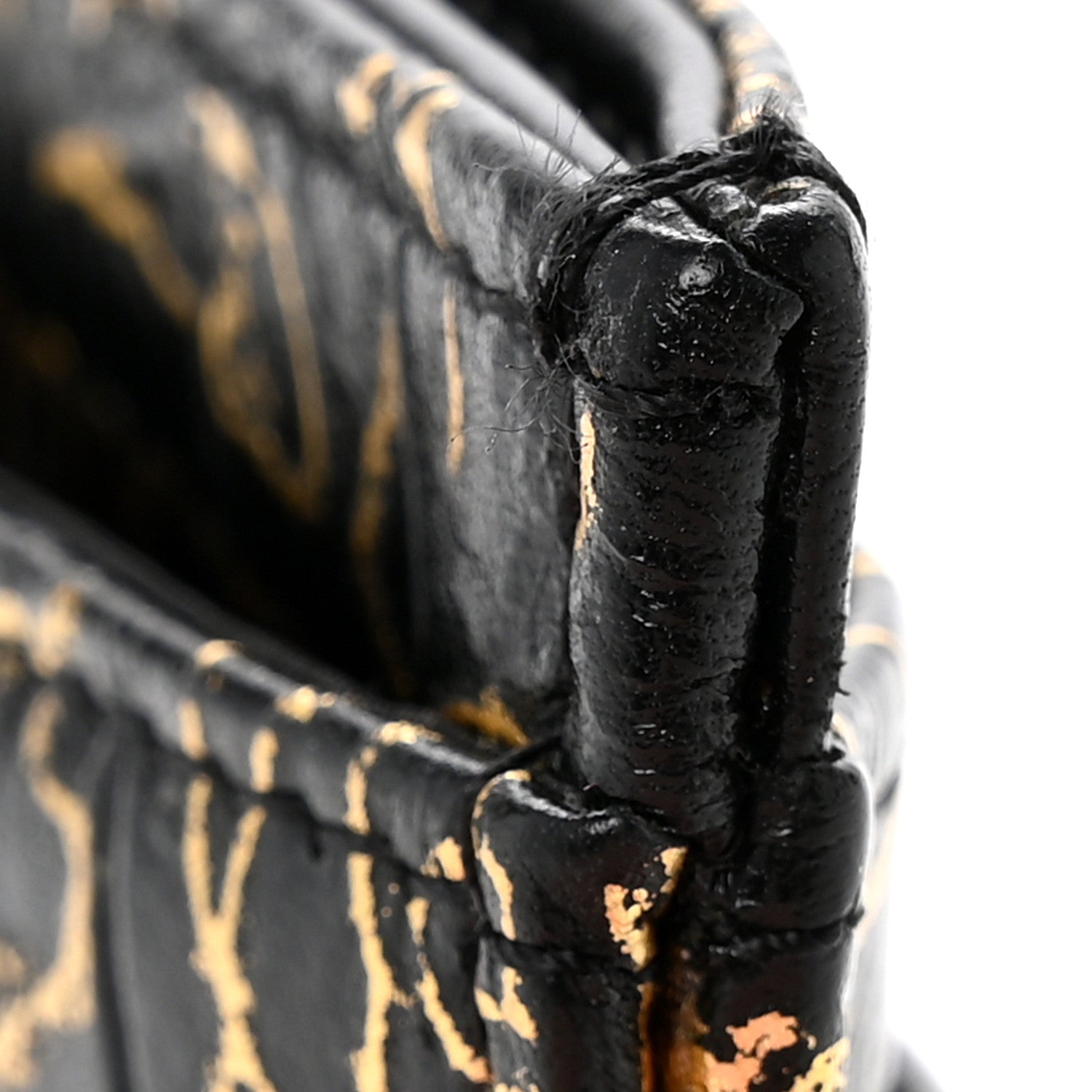 Chanel Calfskin Crocodile Embossed Graffiti 2.55 Cocodile Reissue Card Holder Black Gold 9 of 10