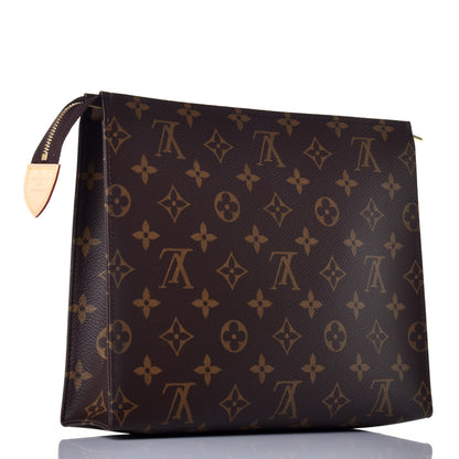 Louis Vuitton Monogram Toiletry Pouch 26 3 of 9