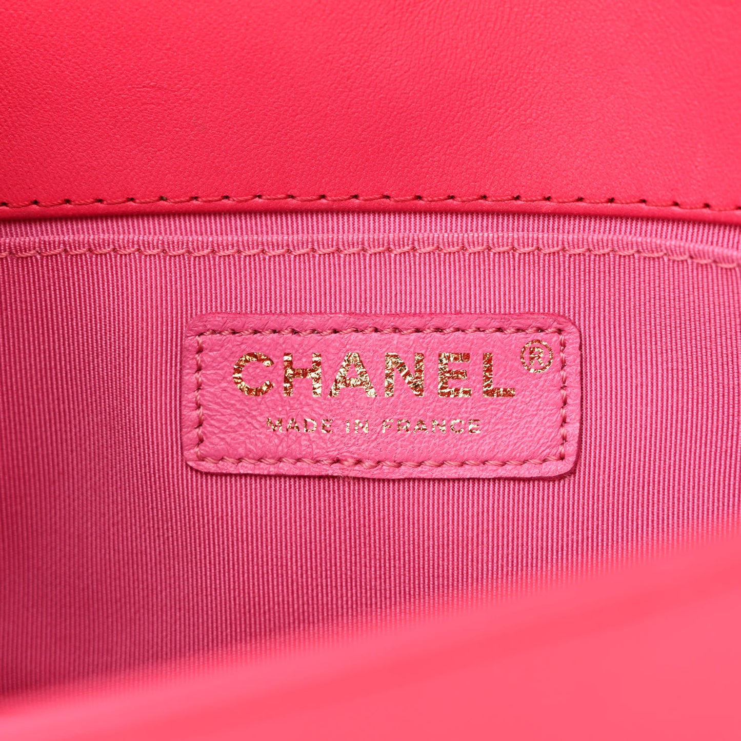 Lambskin Tweed Small Boy Flap Fuchsia