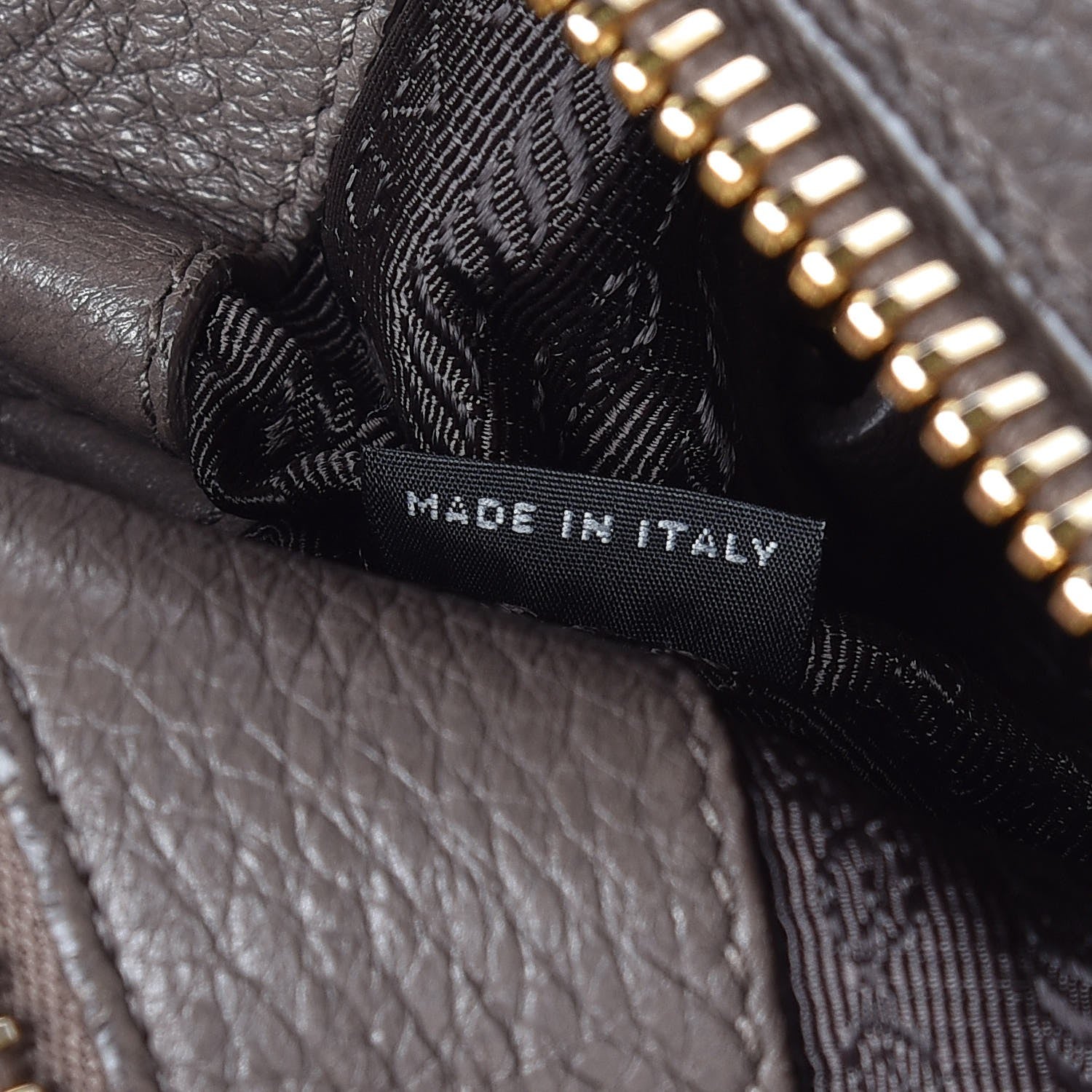 Prada Cervo Antik Zip Hobo Argilla 7 of 7