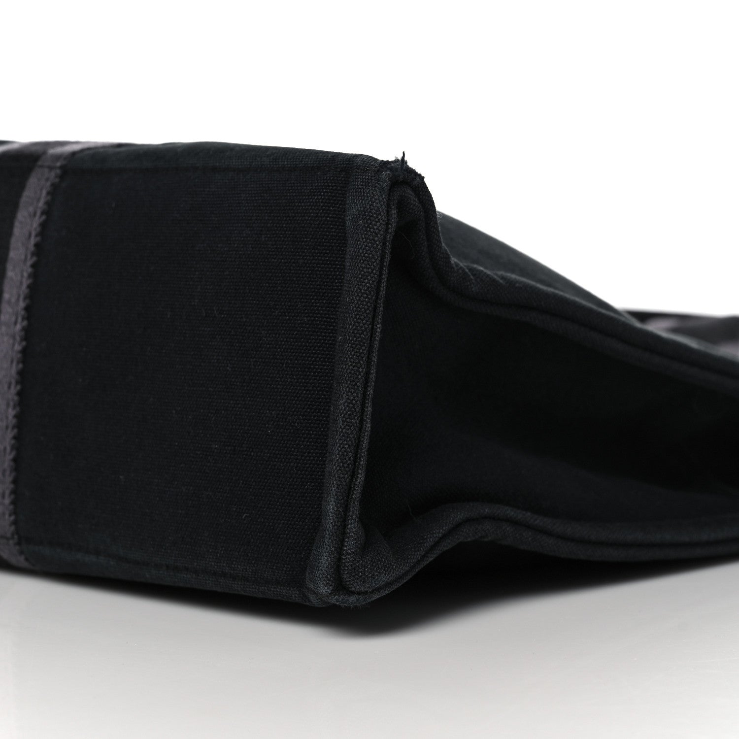 Hermes Canvas Fourre Tout MM Black 8 of 14