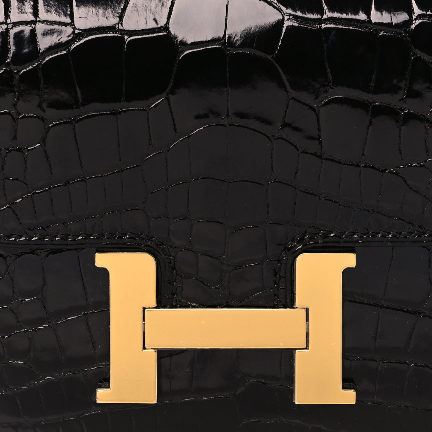 Shiny Alligator Constance Slim Wallet Black