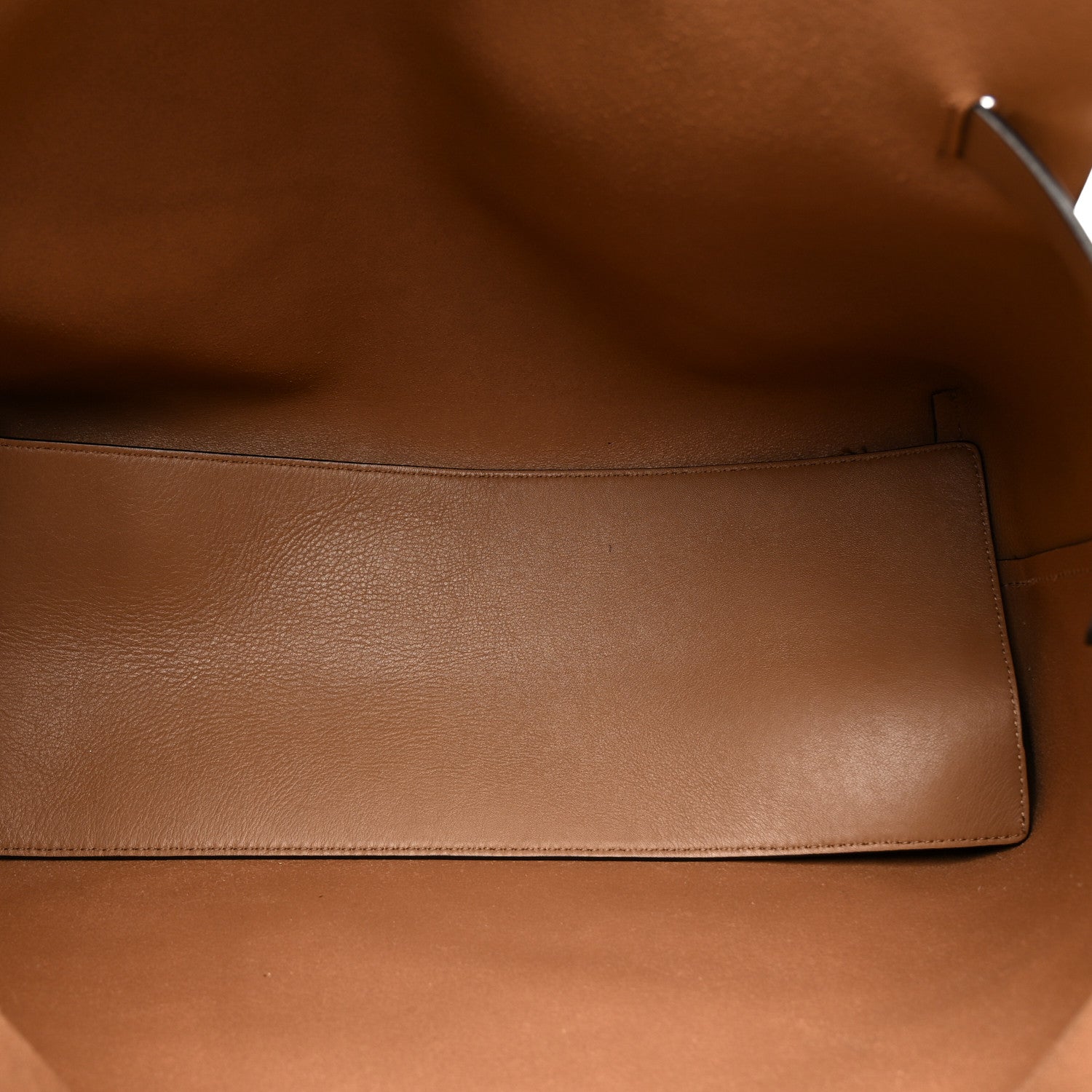 Burberry Soft Smooth Calfskin Medium Tote Camel 10 of 25