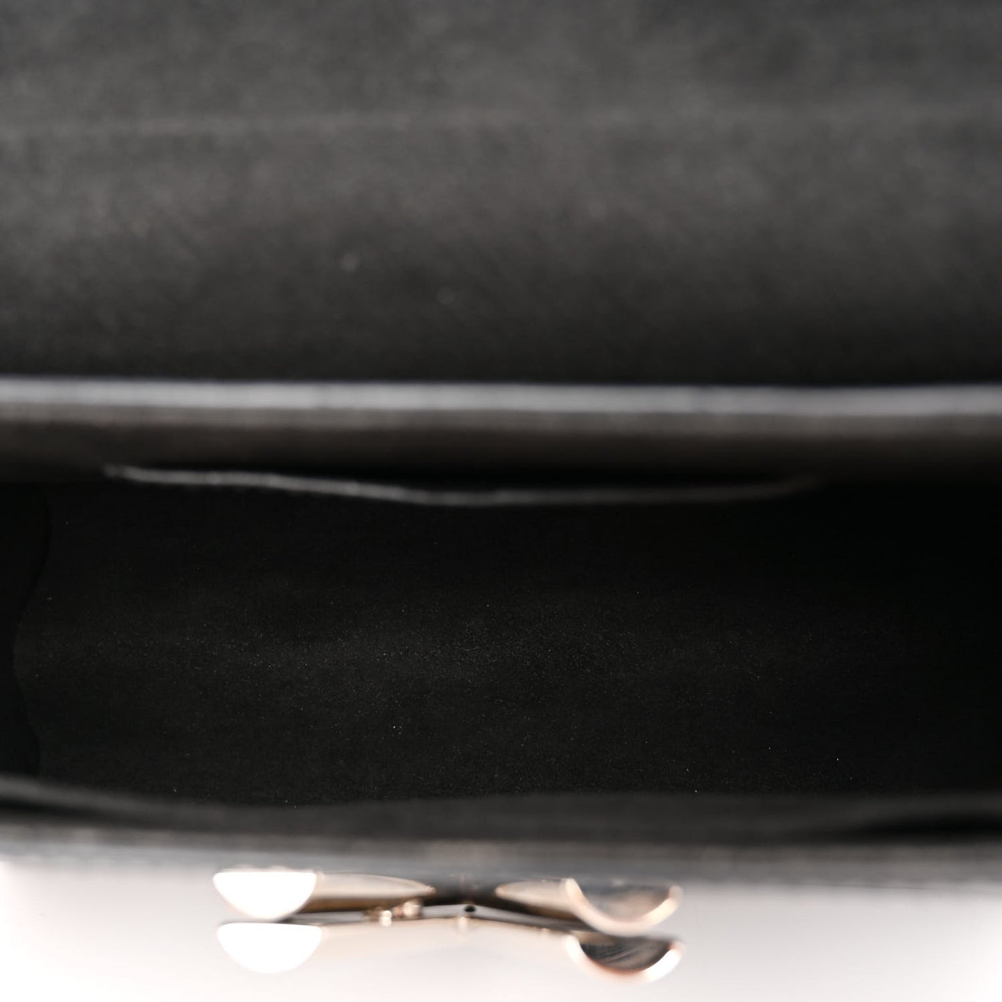 Epi Twist Shoulder Bag MM Black