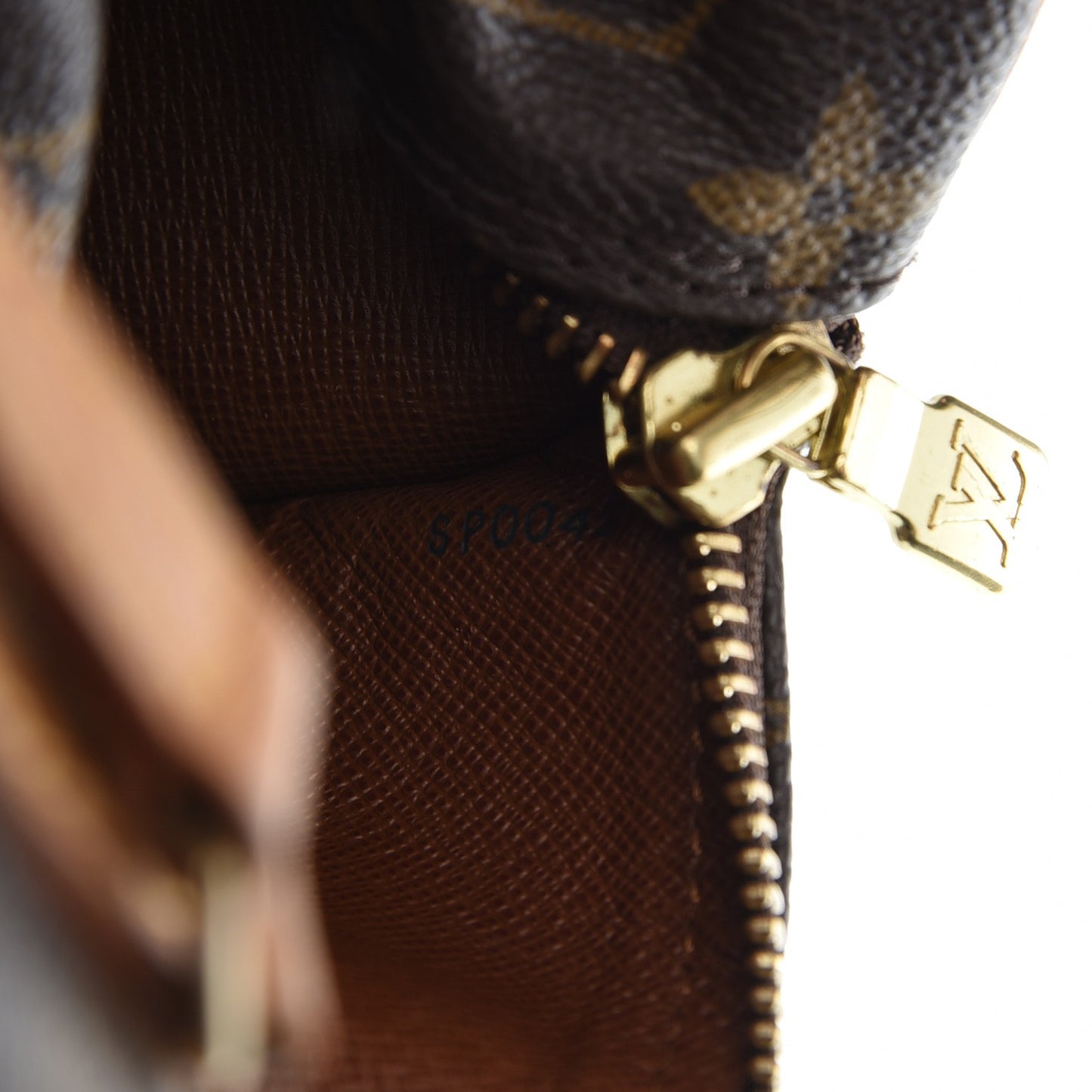 Monogram Papillon 30