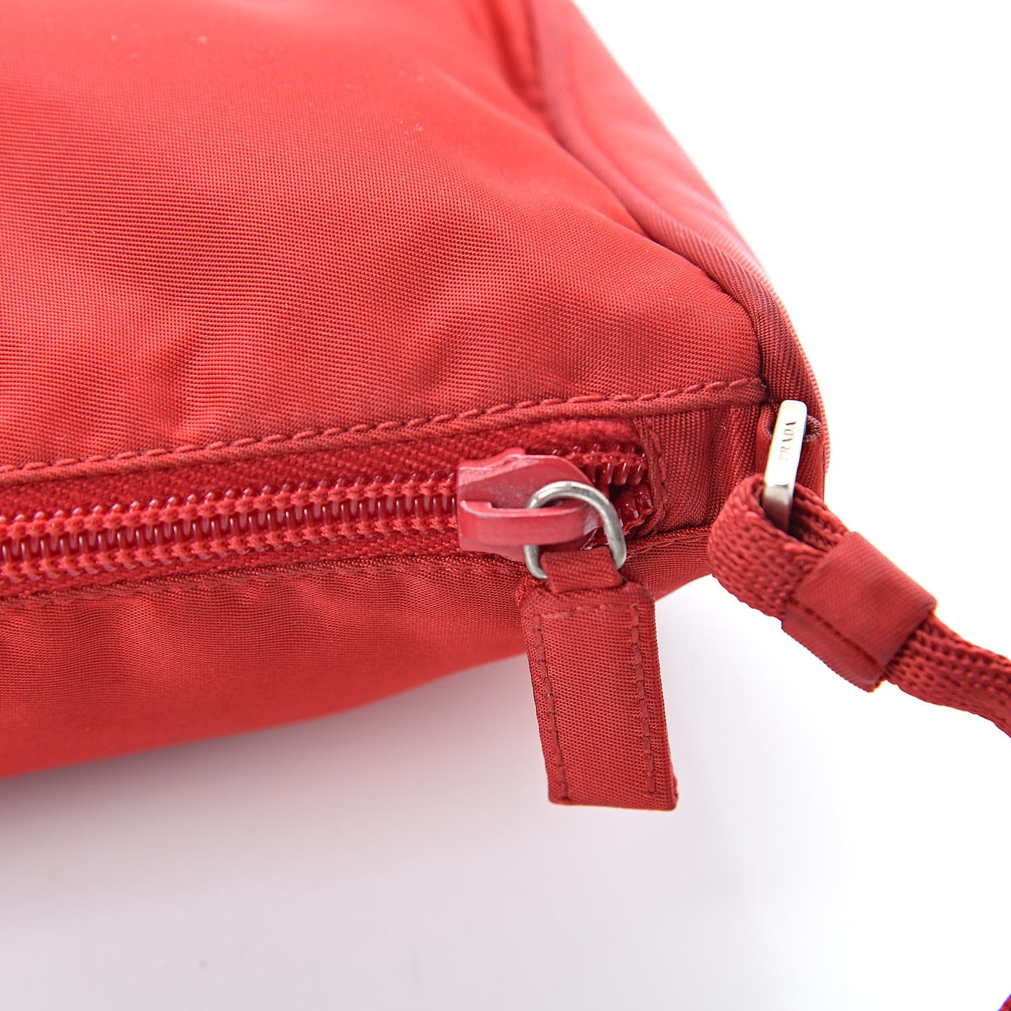 Tessuto Nylon Pochette Bag Rosso