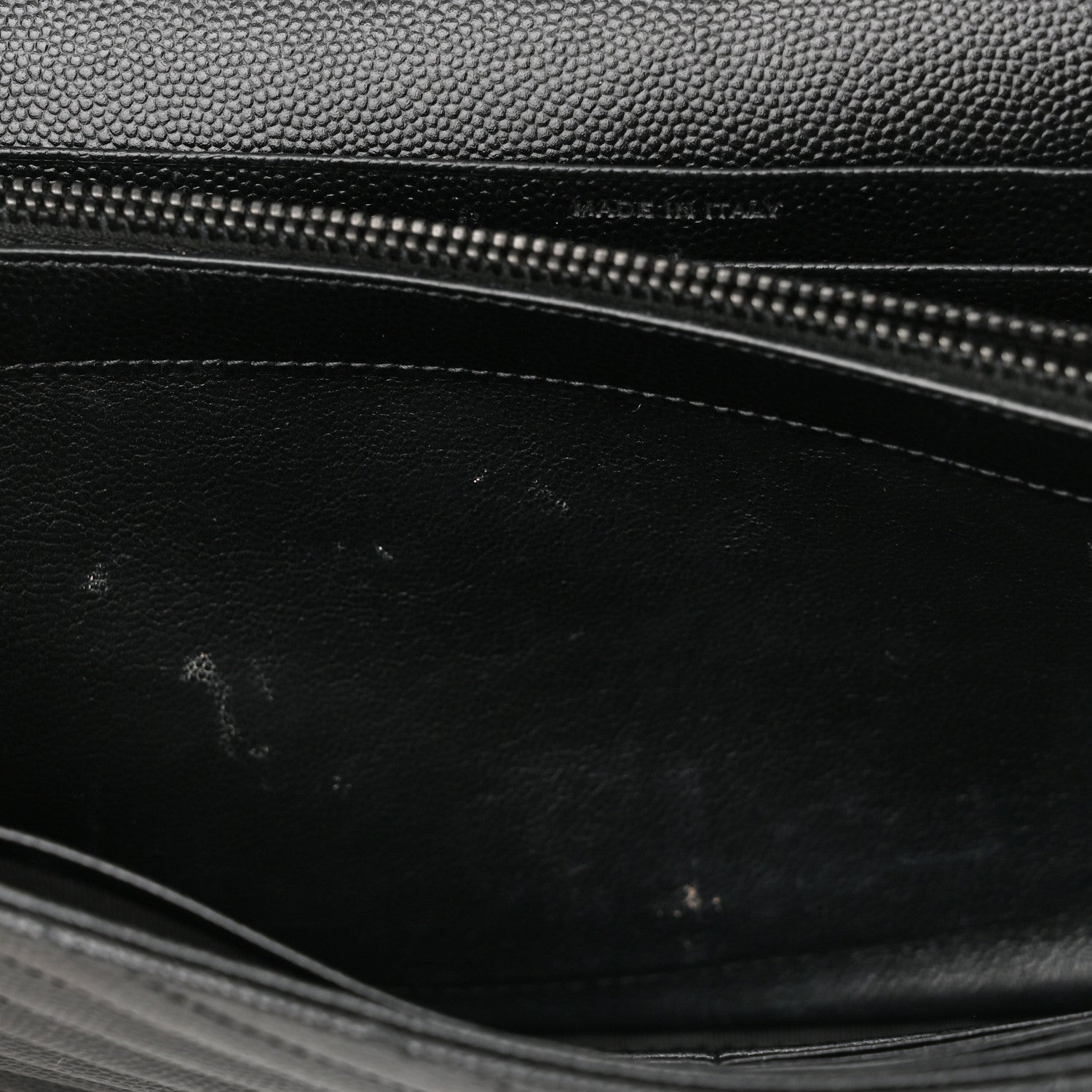 Saint Laurent Grain De Poudre Matelasse Chevron Monogram Monochrome Chain Wallet Black 11 of 12