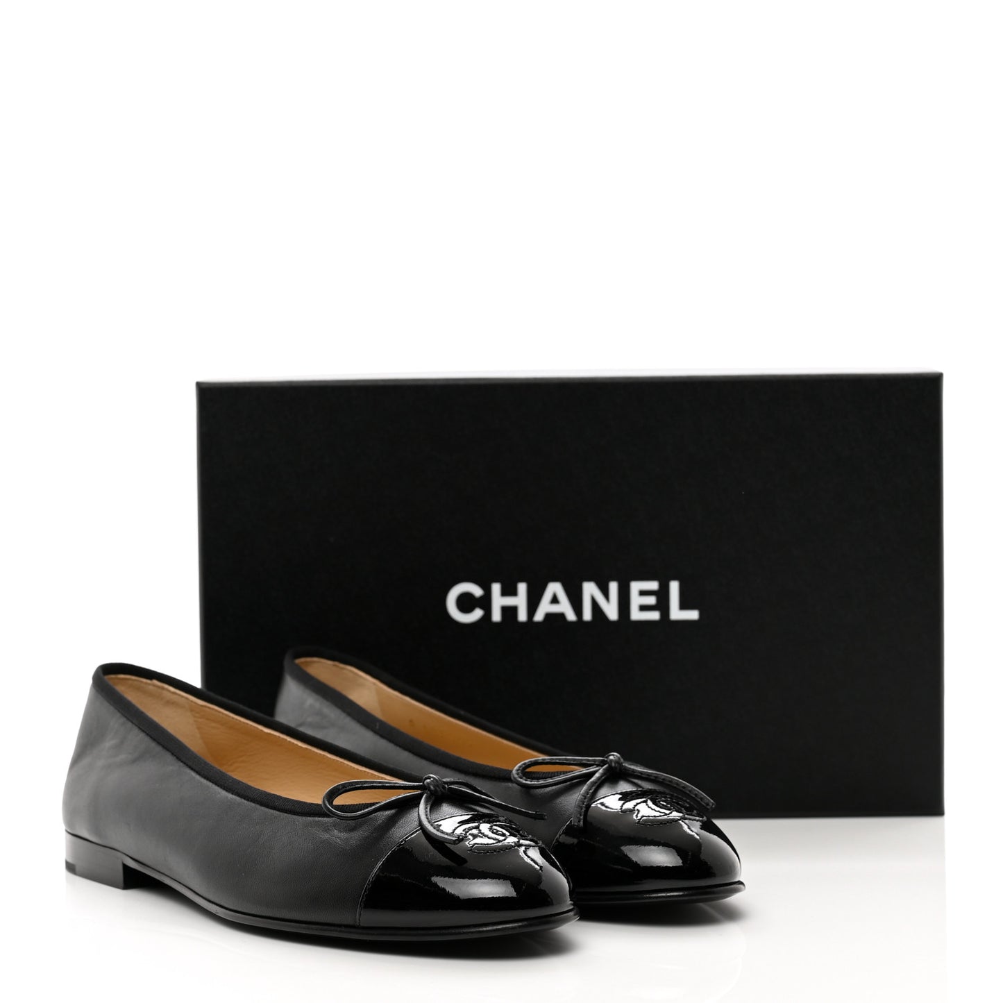 Lambskin Patent Cap Toe Ballerina Flats 38.5 Black