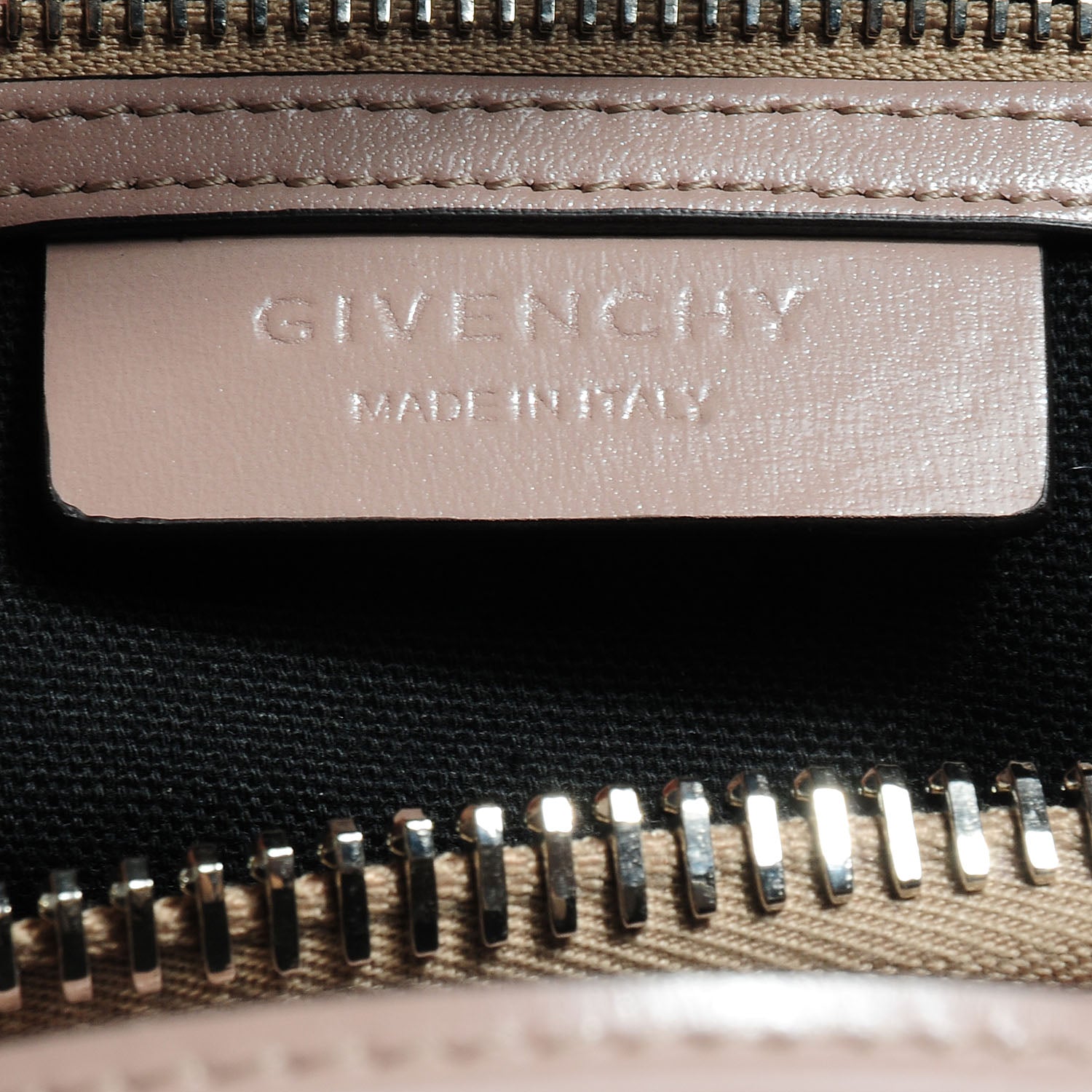 Givenchy Smooth Calfskin Medium Antigona Linen 7 of 9