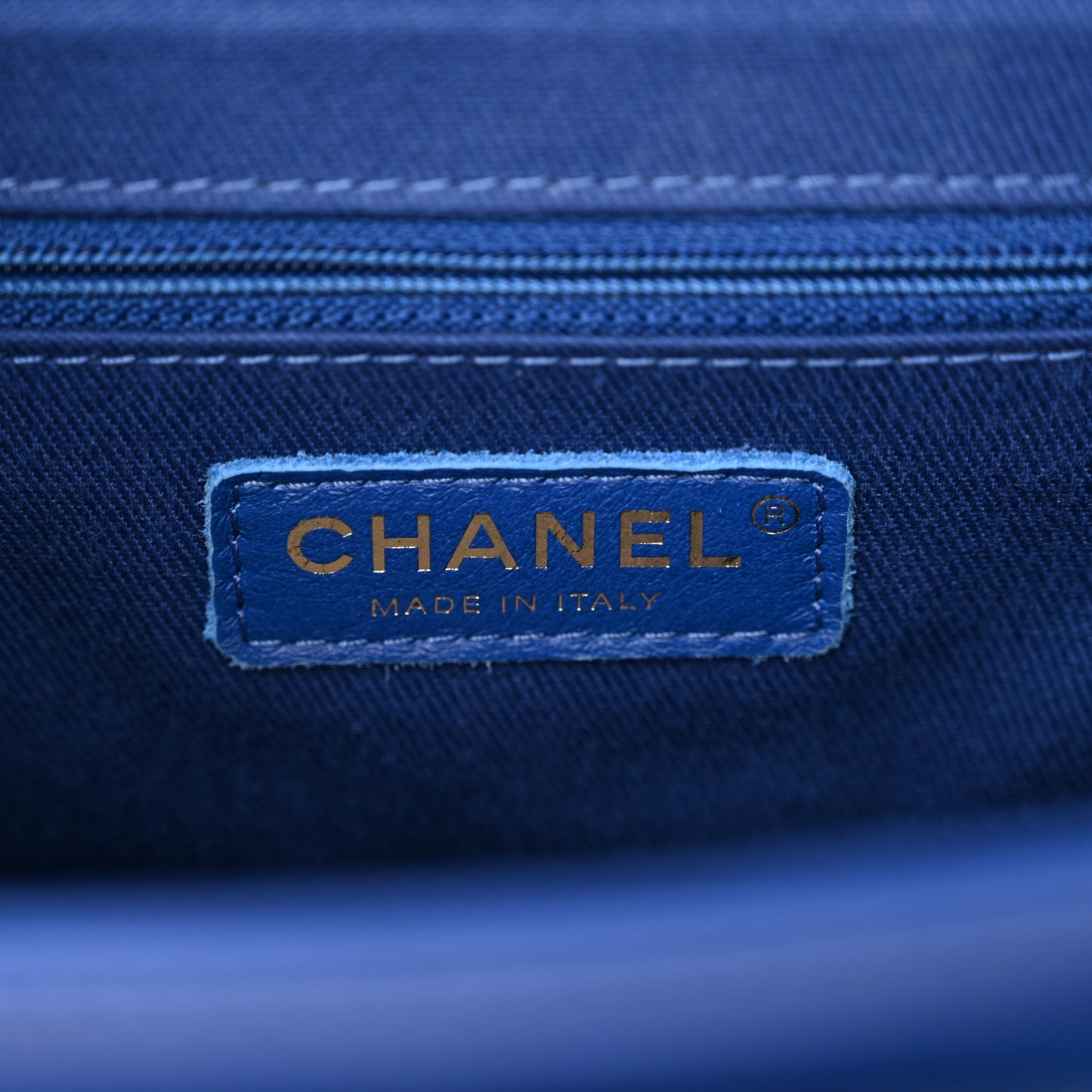 Caviar Quilted Small Business Affinity Flap Dark Blue