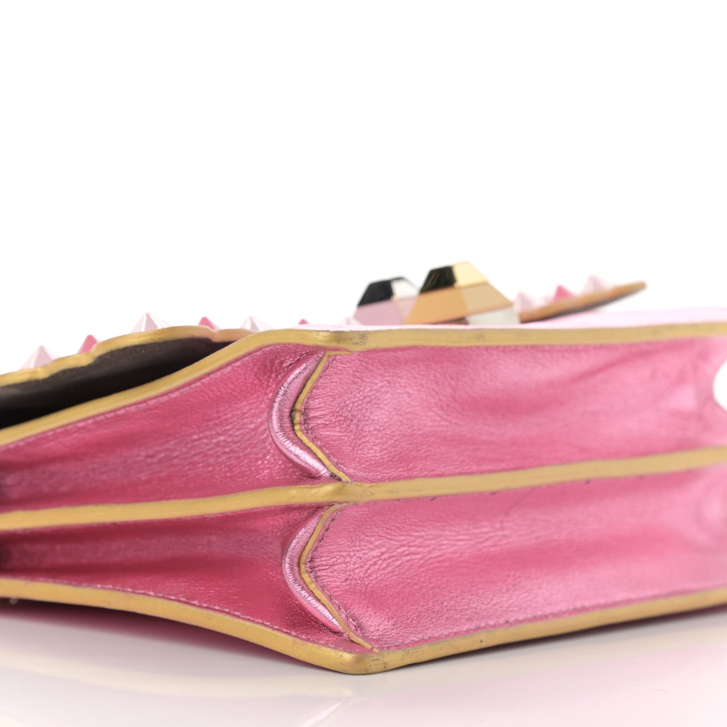 Vitello Catalan Mirror Scalloped Multi Studded Small Kan I Shoulder Bag Fuxia Chiaro