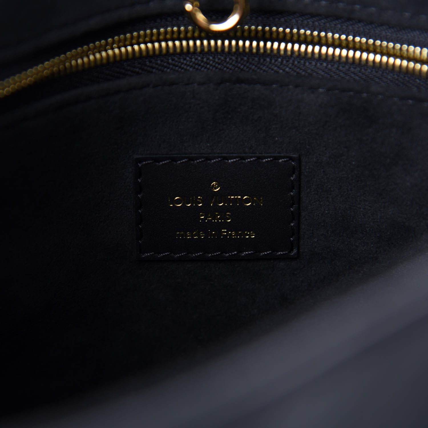 Louis Vuitton Empreinte Monogram Giant Onthego PM Black 8 of 9