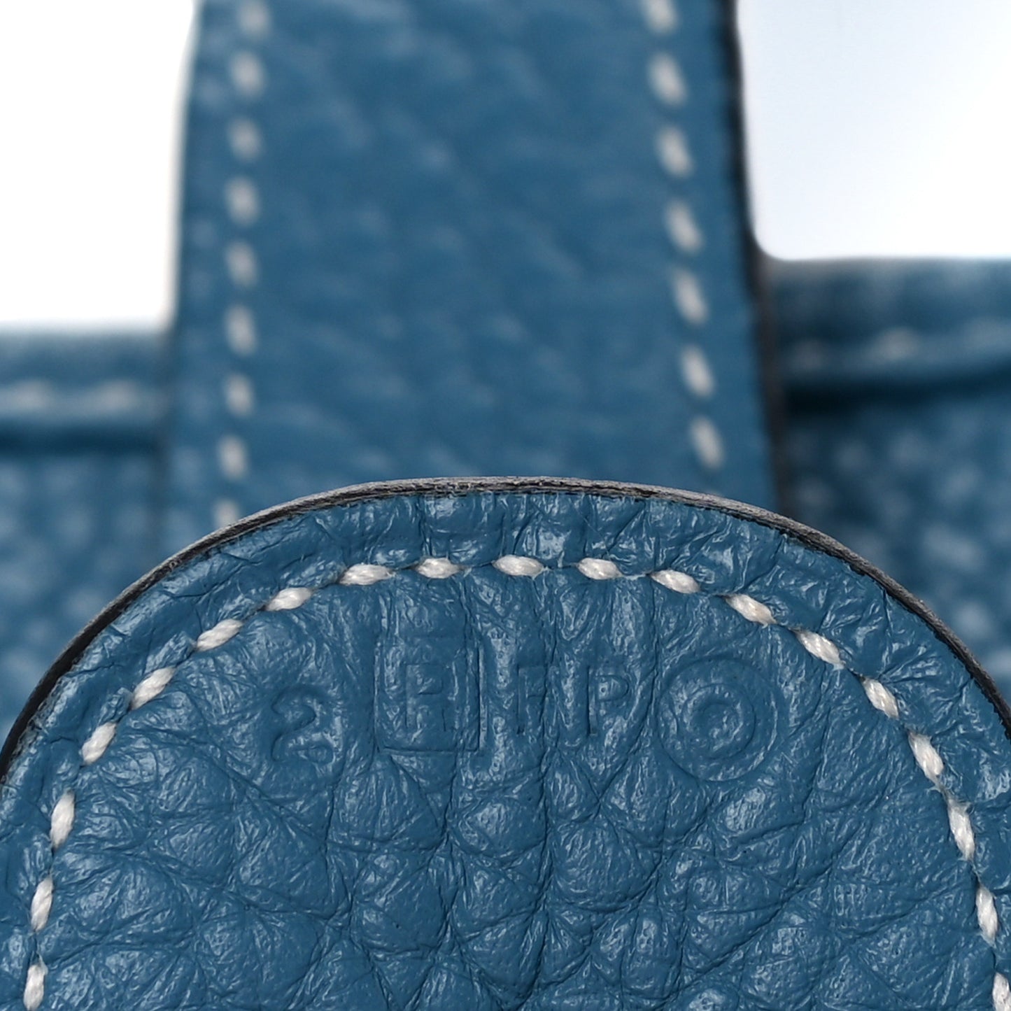 Taurillon Clemence Evelyne III GM Blue Jean