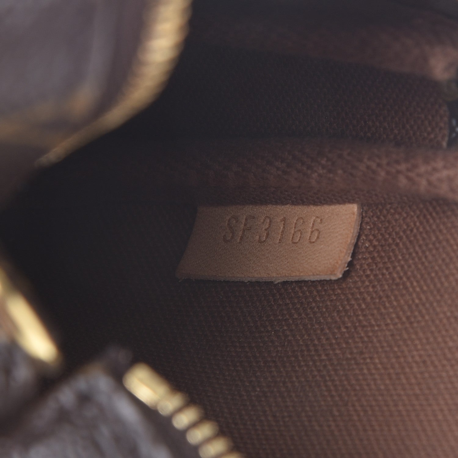 Louis Vuitton Monogram 2016 Christmas Animation Mini Pochette Accessories Rose Ballerine 7 of 8