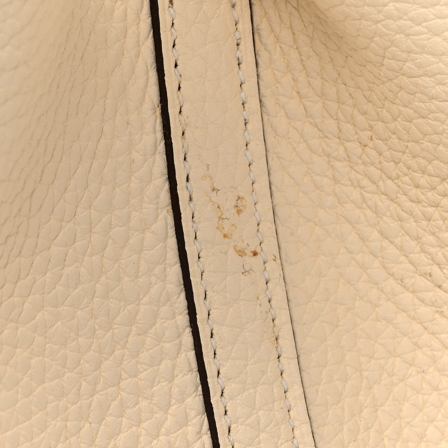 Hermes Taurillon Clemence Picotin Lock 18 PM Nata 14 of 17