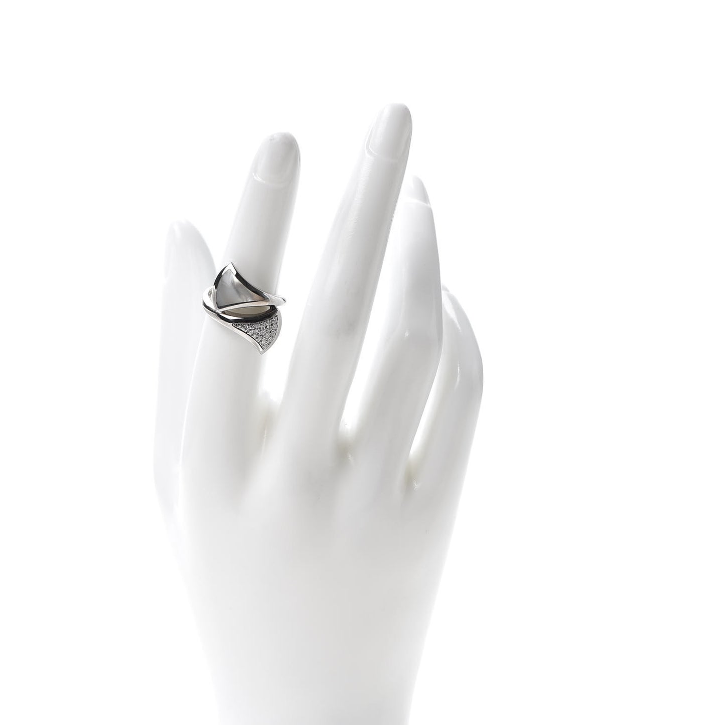 18K White Gold Mother of Pearl Diamond Divas' Dream Ring 51 5.75