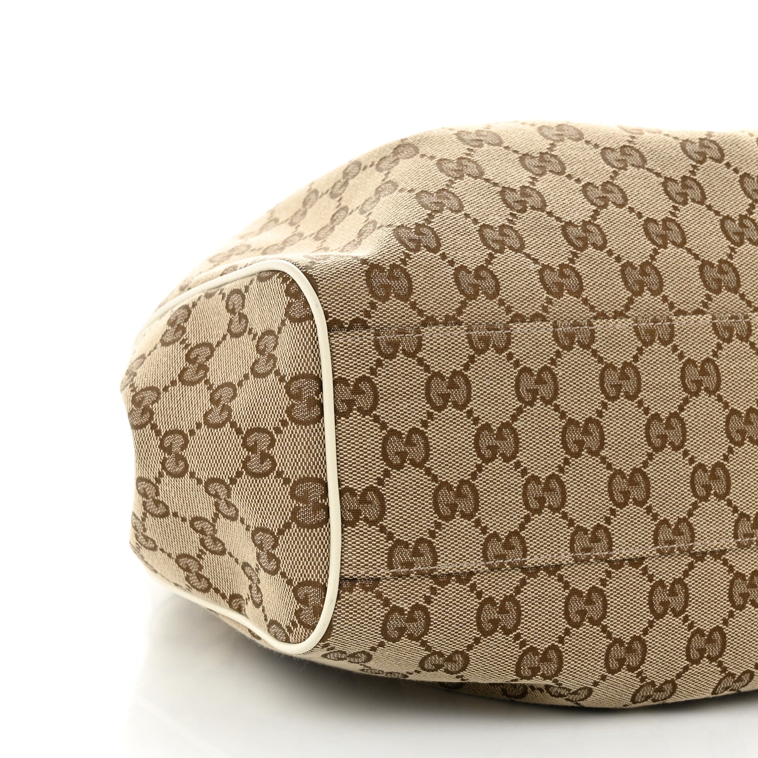 Gucci Monogram Shoulder Bag White 9 of 10