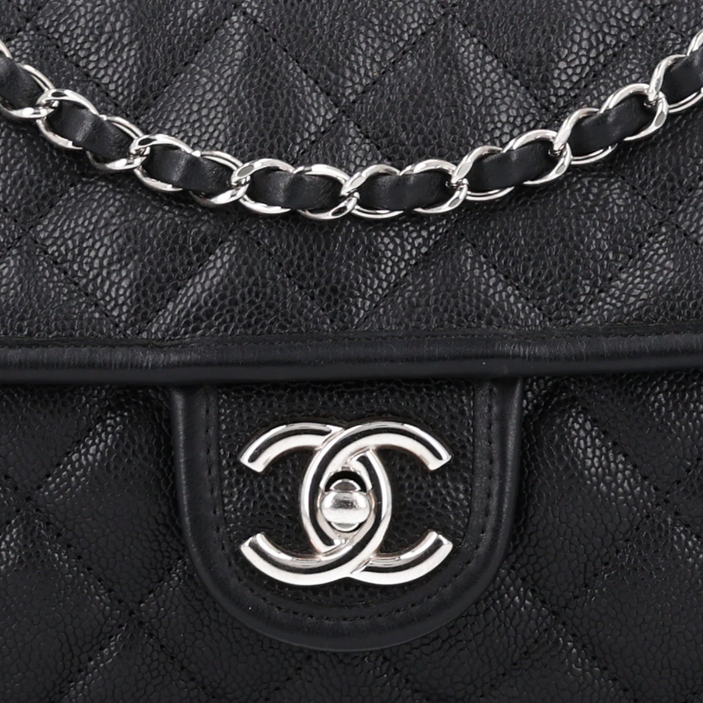 Caviar Quilted Medium French Riviera Flap Black