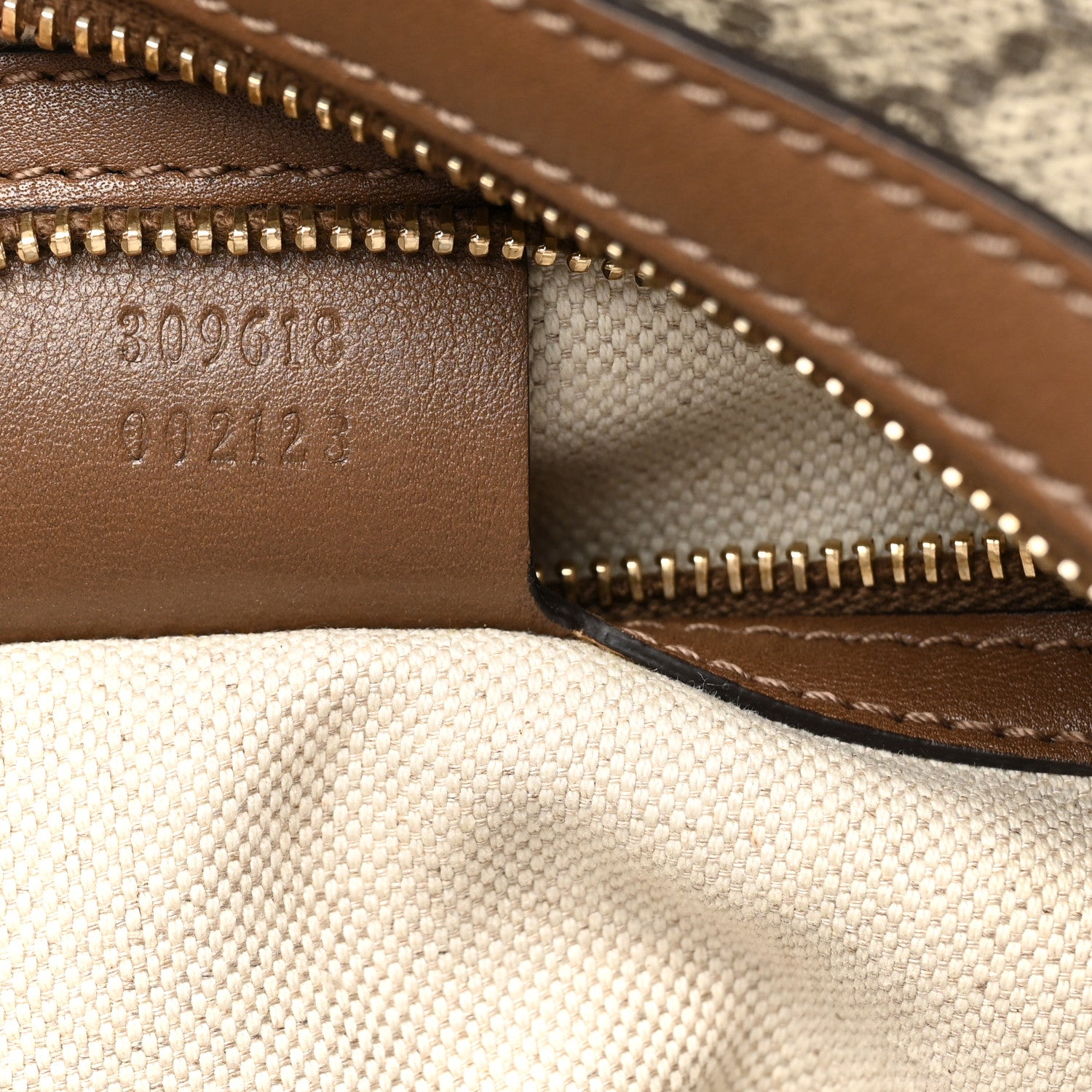 Gucci GG Supreme Monogram Margaux Calfskin Medium Nice Hobo Beige Ebony Acero 7 of 11
