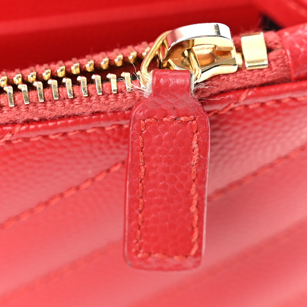 Grain De Poudre Matelasse Chevron Monogram Envelope Chain Wallet Rouge Eros