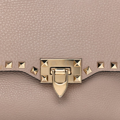 Valentino Garavani Pebbled Calfskin Rockstud Single Handle Flap Bag Poudre 7 of 11